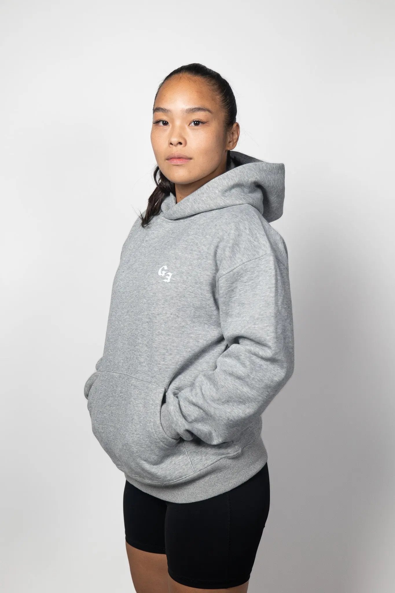 Le hoodie gris clair Grappler Era