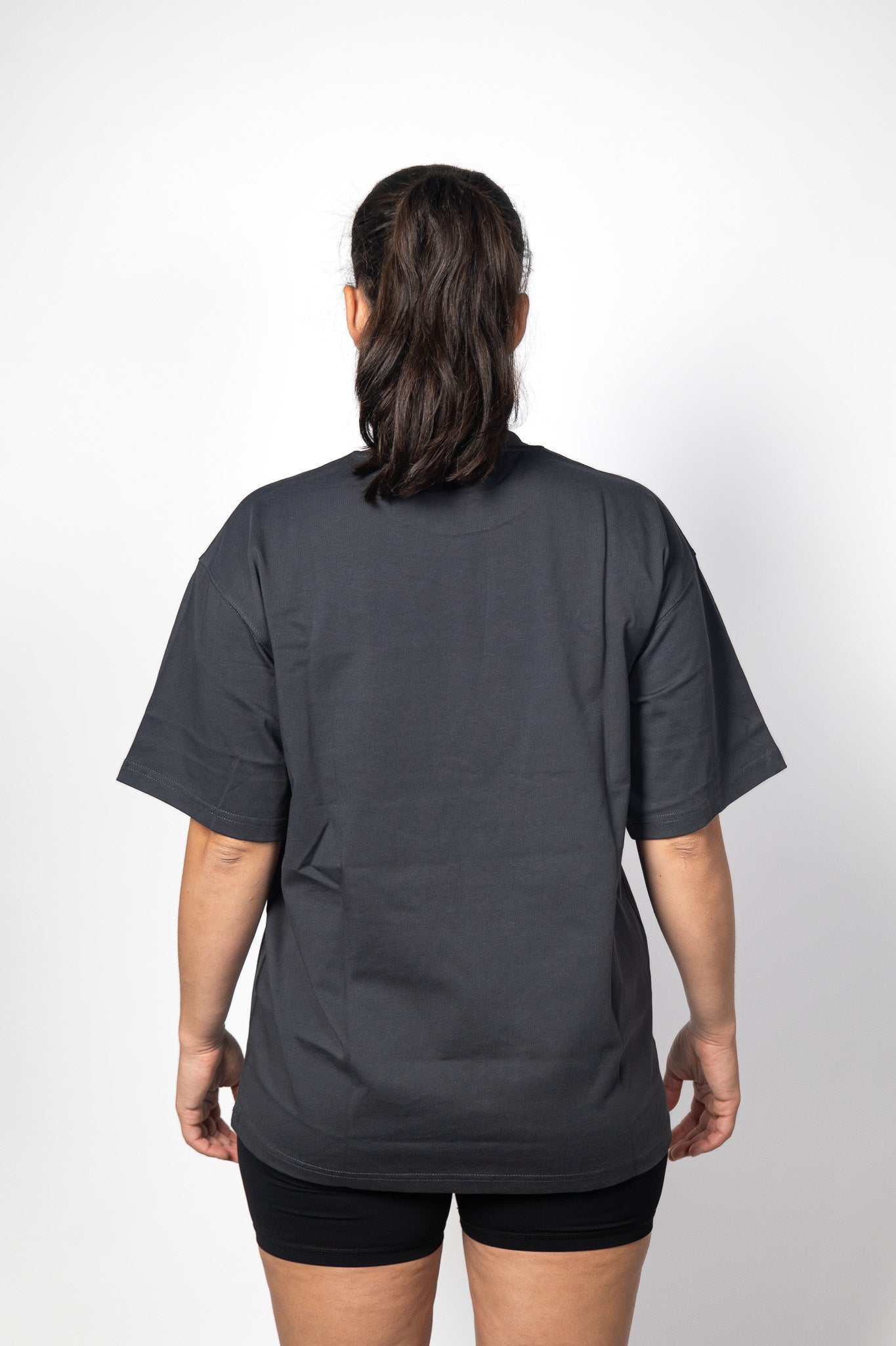 Le tee-shirt coton gris foncé Grappler Era